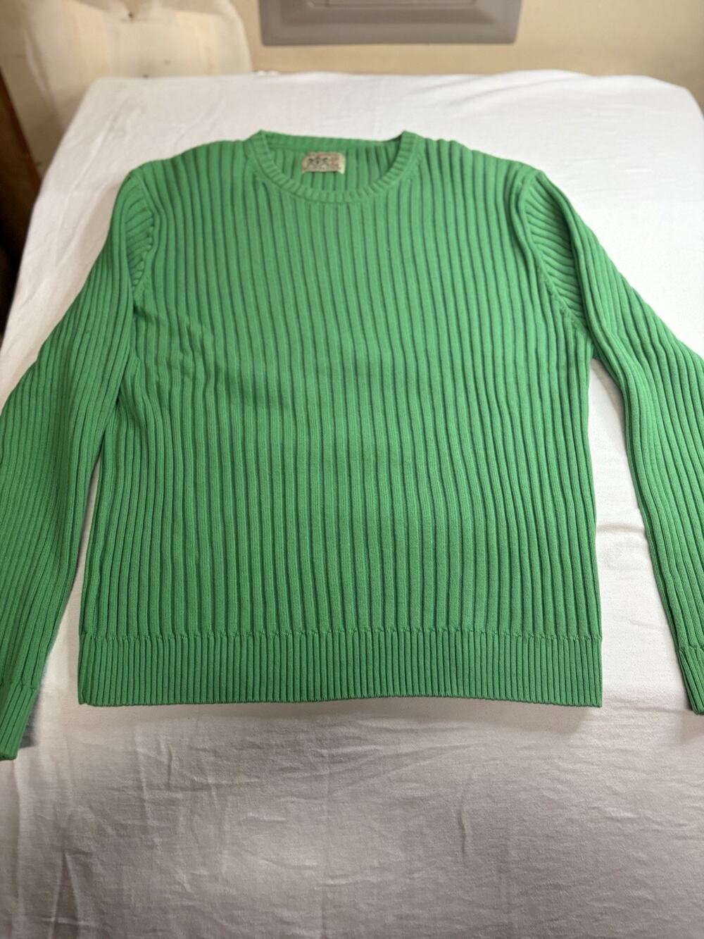 VTG G.H. Bass & Co. Sweater Men XL Green Rib Knit 100% Cotton Crewneck Hong Kong